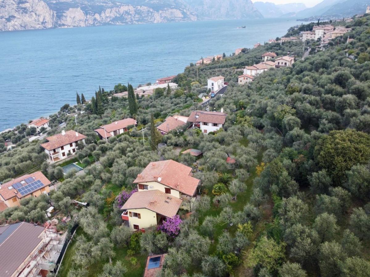 Апартаменты Casa Valenti Бренцоне-суль-Гарда Экстерьер фото