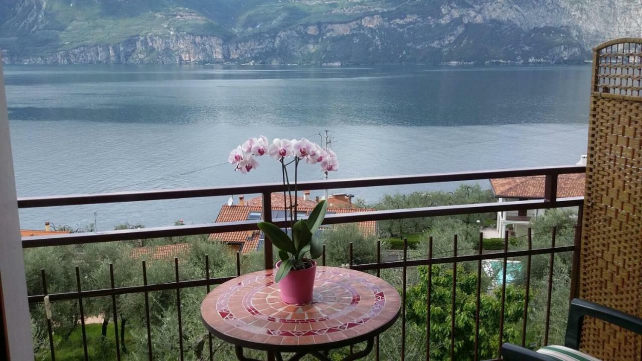 Апартаменты Casa Valenti Бренцоне-суль-Гарда Экстерьер фото